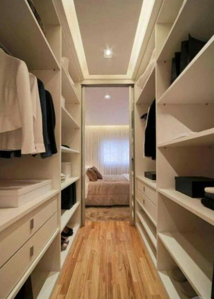 П-образная гардеробная комната в спальню Смоленск